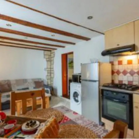 2 Fg Sainte Claire Vieille 4pers 3 Etoiles Proche Et Gare Daire Annecy